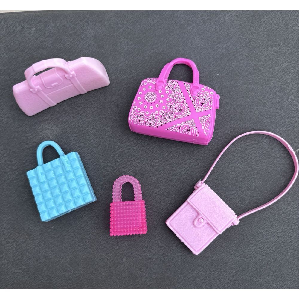 Barbie Hand Bags. Accessories. Purses. 2891‎